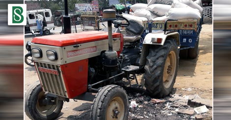 ट्रैक्टर ट्राली की टक्कर से नेता का भाई घायल, हालत गंभीर